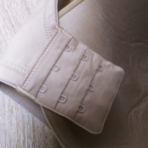 Bra - Picture 11 of 12